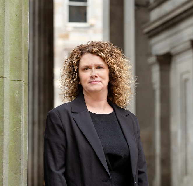 Lauren Mitchell Lindsays Property